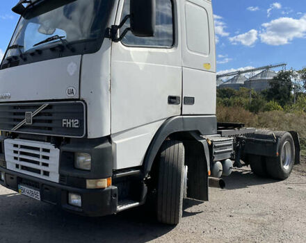 Вольво FH 12 1998 в Карловке на Automoto.ua Белый Вольво FH 12, объемом двигателя 12.1 л и пробегом 2 тыс. км за 4100 $, фото 3 на Automoto.ua