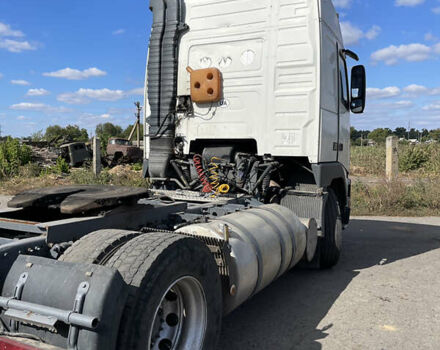 Вольво FH 12 1998 в Карловке на Automoto.ua Белый Вольво FH 12, объемом двигателя 12.1 л и пробегом 2 тыс. км за 4100 $, фото 1 на Automoto.ua