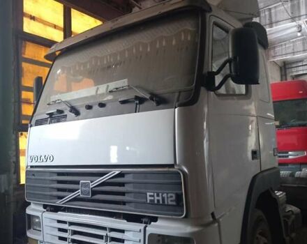 Білий Вольво FH 12, об'ємом двигуна 12.13 л та пробігом 1000 тис. км за 6000 $, фото 1 на Automoto.ua