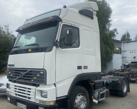 Белый Вольво FH 12, объемом двигателя 0 л и пробегом 2 тыс. км за 6000 $, фото 1 на Automoto.ua