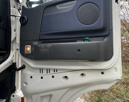 Белый Вольво FH 12, объемом двигателя 12 л и пробегом 698 тыс. км за 10900 $, фото 34 на Automoto.ua