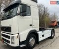 Белый Вольво FH 12, объемом двигателя 12 л и пробегом 698 тыс. км за 10900 $, фото 1 на Automoto.ua