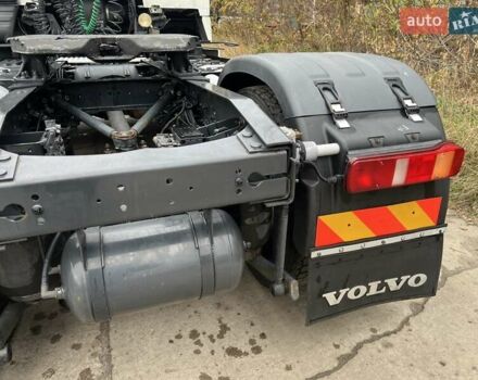 Белый Вольво FH 12, объемом двигателя 12 л и пробегом 698 тыс. км за 10900 $, фото 18 на Automoto.ua