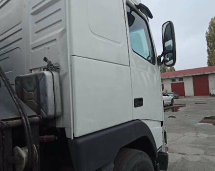 Білий Вольво FH 12, об'ємом двигуна 12.1 л та пробігом 100 тис. км за 34500 $, фото 21 на Automoto.ua