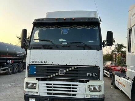 Білий Вольво FH 12, об'ємом двигуна 12 л та пробігом 200 тис. км за 5500 $, фото 1 на Automoto.ua
