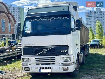 Вольво FH 12 2000 у Києві на Automoto.ua Білий Вольво FH 12, об'ємом двигуна 12 л та пробігом 980 тис. км за 5900 $, фото 1 на Automoto.ua