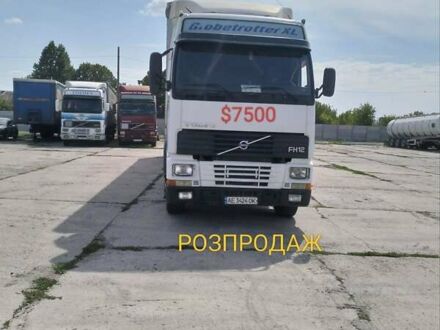 Вольво FH 12 2000 у Павлограде на Automoto.ua Білий Вольво FH 12, об'ємом двигуна 12.1 л та пробігом 2 тис. км за 7500 $, фото 1 на Automoto.ua