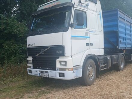 Белый Вольво FH 12, объемом двигателя 12.1 л и пробегом 300 тыс. км за 6700 $, фото 1 на Automoto.ua