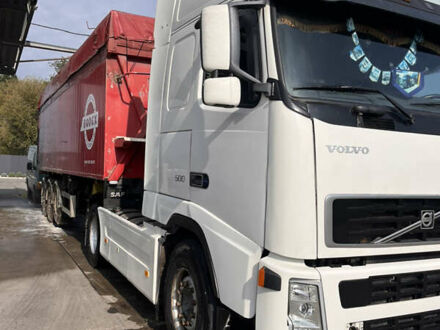 Вольво FH 12 2002 у Вінниці на Automoto.ua Білий Вольво FH 12, об'ємом двигуна 12.5 л та пробігом 2 тис. км за 19000 $, фото 1 на Automoto.ua