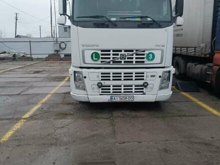 Белый Вольво FH 12, объемом двигателя 12.12 л и пробегом 1 тыс. км за 12700 $, фото 1 на Automoto.ua