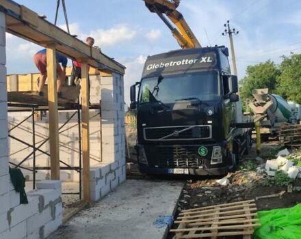 Чорний Вольво FH 12, об'ємом двигуна 12.1 л та пробігом 258 тис. км за 28000 $, фото 10 на Automoto.ua