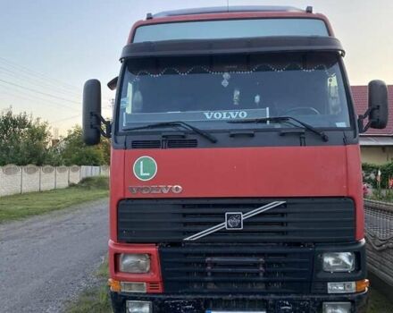 Красный Вольво FH 12, объемом двигателя 12.13 л и пробегом 780 тыс. км за 8500 $, фото 2 на Automoto.ua