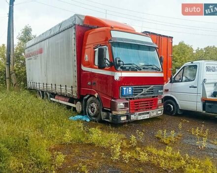 Красный Вольво FH 12, объемом двигателя 12 л и пробегом 500 тыс. км за 9000 $, фото 1 на Automoto.ua