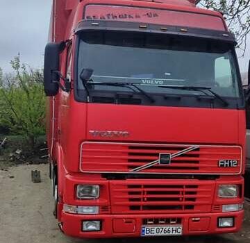 Красный Вольво FH 12, объемом двигателя 12 л и пробегом 865 тыс. км за 13000 $, фото 6 на Automoto.ua