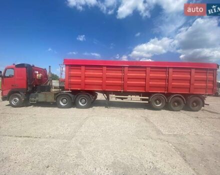 Красный Вольво FH 12, объемом двигателя 12 л и пробегом 896 тыс. км за 37000 $, фото 10 на Automoto.ua