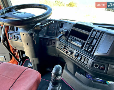 Красный Вольво FH 12, объемом двигателя 12.11 л и пробегом 1000 тыс. км за 6600 $, фото 18 на Automoto.ua