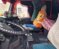 Красный Вольво FH 12, объемом двигателя 12.1 л и пробегом 1000 тыс. км за 5500 $, фото 26 на Automoto.ua