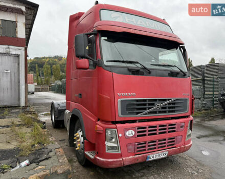 Красный Вольво FH 12, объемом двигателя 12.1 л и пробегом 1 тыс. км за 6500 $, фото 2 на Automoto.ua