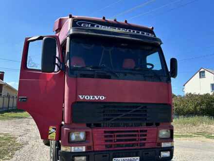 Красный Вольво FH 12, объемом двигателя 12.11 л и пробегом 1000 тыс. км за 6600 $, фото 1 на Automoto.ua
