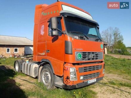 Вольво FH 12 2004 у Вінниці на Automoto.ua Червоний Вольво FH 12, об'ємом двигуна 12.13 л та пробігом 1 тис. км за 9700 $, фото 1 на Automoto.ua