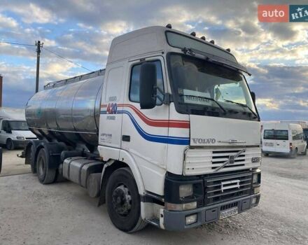 Вольво FH 12, объемом двигателя 12.1 л и пробегом 2 тыс. км за 7000 $, фото 1 на Automoto.ua