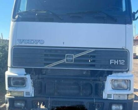 Вольво FH 12, объемом двигателя 0 л и пробегом 500 тыс. км за 2000 $, фото 2 на Automoto.ua