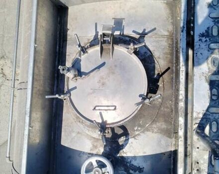 Вольво FH 12, об'ємом двигуна 12 л та пробігом 1000 тис. км за 8000 $, фото 21 на Automoto.ua