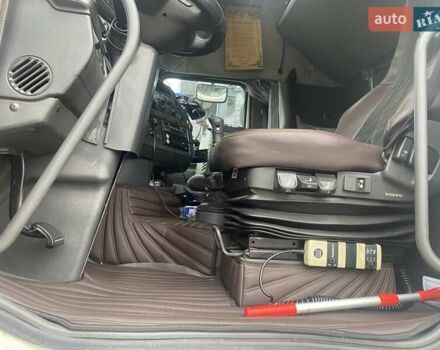 Вольво FH 12, об'ємом двигуна 10.85 л та пробігом 2 тис. км за 8786 $, фото 2 на Automoto.ua