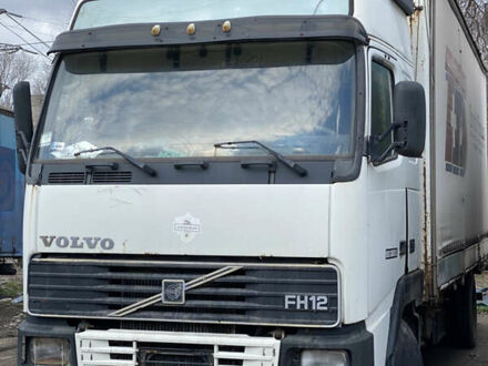 Вольво FH 12 2000 у Запоріжжя на Automoto.ua Вольво FH 12, об'ємом двигуна 12.1 л та пробігом 1000 тис. км за 5000 $, фото 1 на Automoto.ua