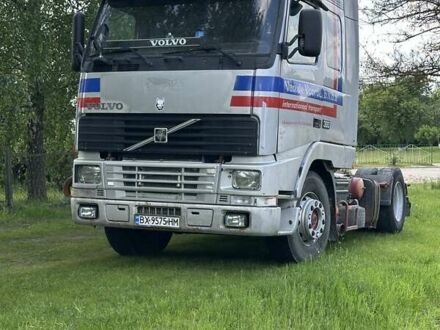 Вольво FH 12 1999 у Славуте на Automoto.ua Сірий Вольво FH 12, об'ємом двигуна 12.9 л та пробігом 1 тис. км за 5244 $, фото 1 на Automoto.ua