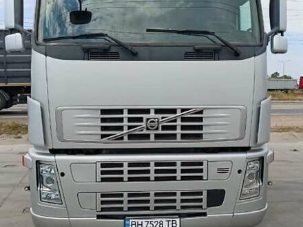 Вольво FH 12 2005 в Белгород-Днестровском на Automoto.ua Серый Вольво FH 12, объемом двигателя 12 л и пробегом 1 тыс. км за 15200 $, фото 1 на Automoto.ua