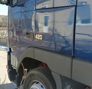 Синий Вольво FH 12, объемом двигателя 12 л и пробегом 120 тыс. км за 7100 $, фото 26 на Automoto.ua