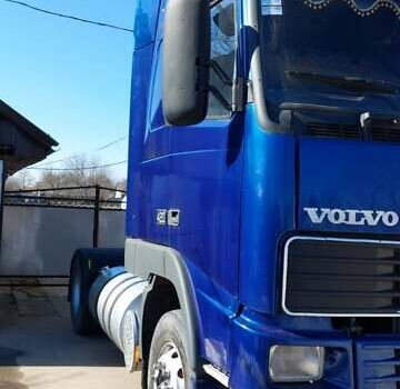 Синий Вольво FH 12, объемом двигателя 12 л и пробегом 120 тыс. км за 7100 $, фото 1 на Automoto.ua