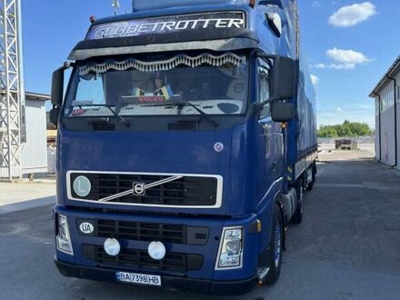 Вольво FH 12 2004 у Чернігові на Automoto.ua Синій Вольво FH 12, об'ємом двигуна 0 л та пробігом 1 тис. км за 14500 $, фото 1 на Automoto.ua