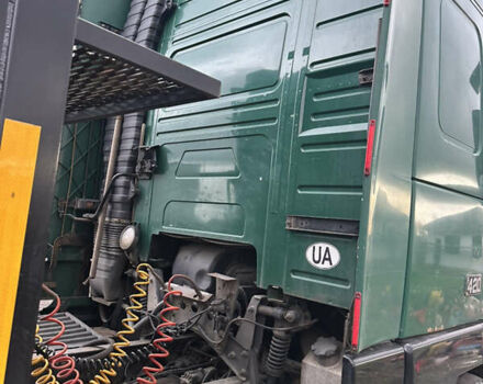 Зеленый Вольво FH 12, объемом двигателя 12 л и пробегом 400 тыс. км за 5000 $, фото 5 на Automoto.ua