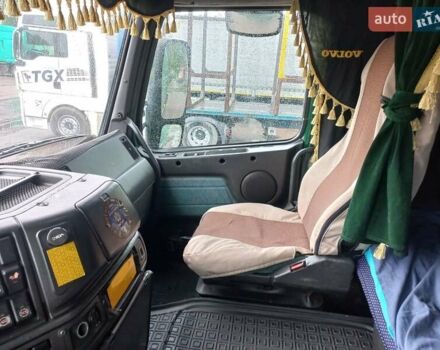 Зелений Вольво FH 12, об'ємом двигуна 12 л та пробігом 3 тис. км за 6100 $, фото 13 на Automoto.ua