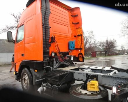 Оранжевый Вольво FH 12, объемом двигателя 12 л и пробегом 100 тыс. км за 8500 $, фото 14 на Automoto.ua