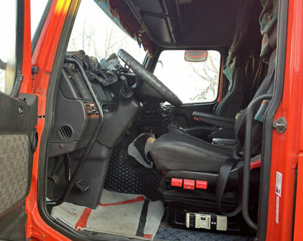 Оранжевый Вольво FH 12, объемом двигателя 0 л и пробегом 1 тыс. км за 7800 $, фото 5 на Automoto.ua