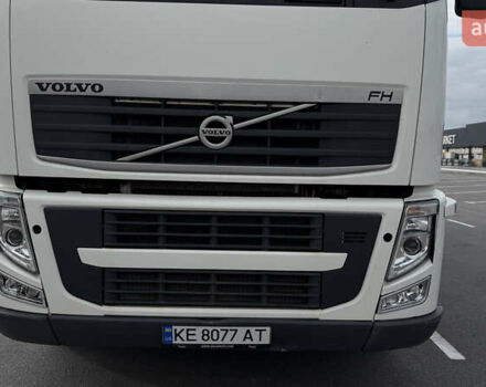 Білий Вольво FH 13, об'ємом двигуна 12.78 л та пробігом 470 тис. км за 85000 $, фото 1 на Automoto.ua