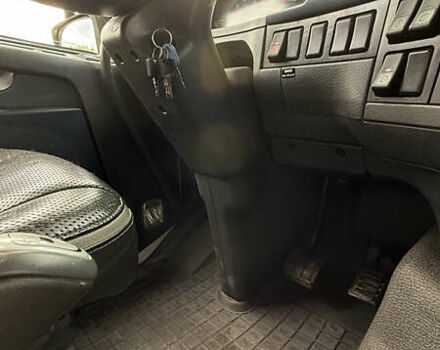 Білий Вольво FH 13, об'ємом двигуна 12.78 л та пробігом 470 тис. км за 85000 $, фото 23 на Automoto.ua