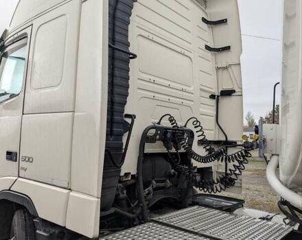 Білий Вольво FH 13, об'ємом двигуна 12.9 л та пробігом 900 тис. км за 54800 $, фото 13 на Automoto.ua