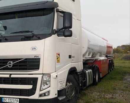 Білий Вольво FH 13, об'ємом двигуна 12.9 л та пробігом 900 тис. км за 54800 $, фото 9 на Automoto.ua
