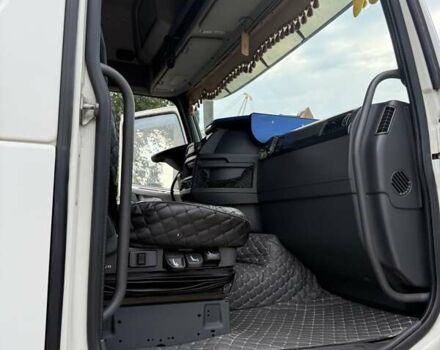 Білий Вольво FH 13, об'ємом двигуна 12.78 л та пробігом 280 тис. км за 30000 $, фото 13 на Automoto.ua