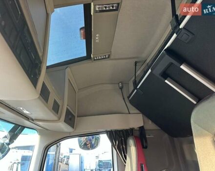 Белый Вольво FH 13, объемом двигателя 12.8 л и пробегом 668 тыс. км за 75900 $, фото 24 на Automoto.ua