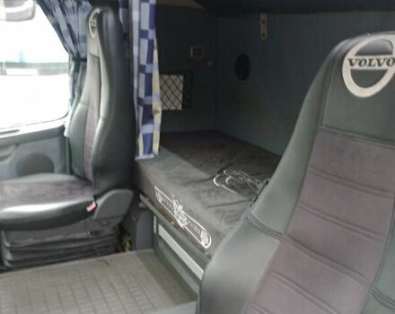 Белый Вольво FH 13, объемом двигателя 12.78 л и пробегом 2 тыс. км за 13000 $, фото 11 на Automoto.ua