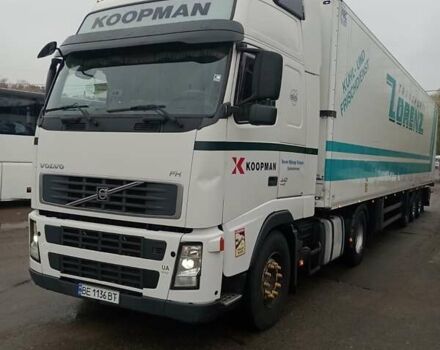 Белый Вольво FH 13, объемом двигателя 12.78 л и пробегом 2 тыс. км за 13000 $, фото 5 на Automoto.ua