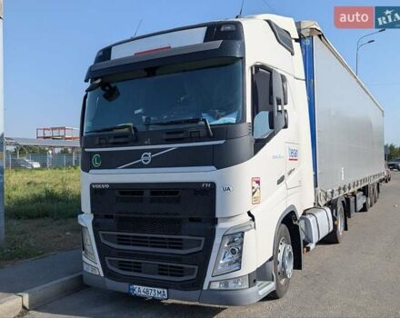 Белый Вольво FH 13, объемом двигателя 12.9 л и пробегом 980 тыс. км за 48900 $, фото 6 на Automoto.ua
