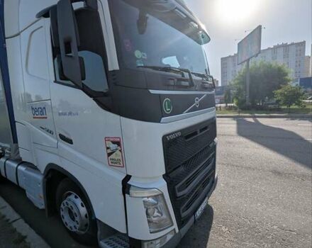 Белый Вольво FH 13, объемом двигателя 12.9 л и пробегом 980 тыс. км за 48900 $, фото 8 на Automoto.ua