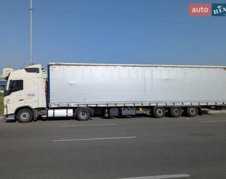 Белый Вольво FH 13, объемом двигателя 12.9 л и пробегом 980 тыс. км за 48900 $, фото 3 на Automoto.ua