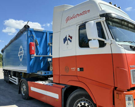 Белый Вольво FH 13, объемом двигателя 12.8 л и пробегом 1 тыс. км за 16500 $, фото 3 на Automoto.ua